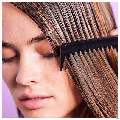 Sie sehen eine Packung Nuxe Hair Prodigieux Pre-shampoo Nourishing Mask 125ml, Produktbild: 04 Nuxe Hair Prodigieux Pre-shampoo Nourishing Mask 125ml, A-Nr.: 5880690 - 04