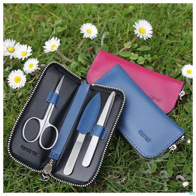 Sie sehen eine Packung Canal Etui/3-teilig Reissverschl/rindsleder Dunkelblau 5384- 1st, Produktbild: 05 Canal Etui/3-teilig Reissverschl/rindsleder Dunkelblau 5384- 1st, A-Nr.: 4857513 - 05