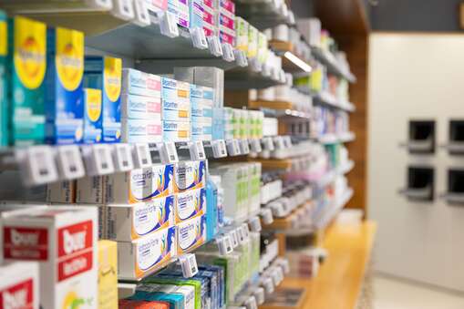 St.Magdalena-Apotheke-3476.jpg St.Magdalena-Apotheke-3476.jpg