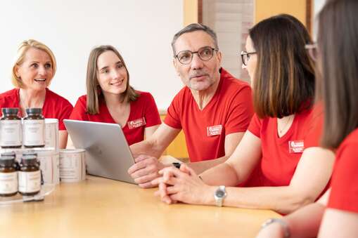 St.Magdalena-Apotheke-3805.jpg St.Magdalena-Apotheke-3805.jpg