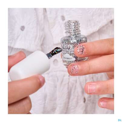 Sie sehen eine Packung Vitry Wasser-nagellack Princesse 4ml, Produktbild: 09 Vitry Wasser-nagellack Princesse 4ml, A-Nr.: 5927397 - 09