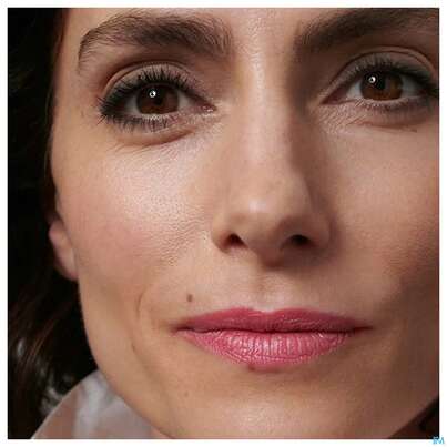 Sie sehen eine Packung Dr. Hauschka Lipstick 22 Millionbells 4,1g, Produktbild: 12 Dr. Hauschka Lipstick 22 Millionbells 4,1g, A-Nr.: 5405612 - 12