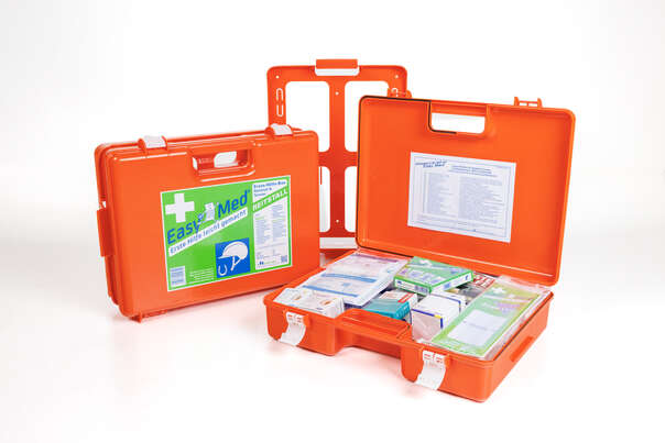 Sie sehen eine Packung EasyMed Erste Hilfe Kasten Reitstall Z1020, Produktbild: 02 EasyMed Erste Hilfe Kasten Reitstall Z1020, A-Nr.: 6029803 - 02
