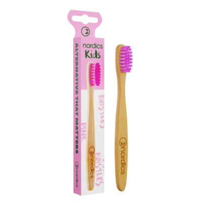 Sie sehen eine Packung Nordics Öko Zahnbürste Kids Bambus mit pinken Borsten, Produktbild: 01 Nordics Öko Zahnbürste Kids Bambus mit pinken Borsten, A-Nr.: 5332037 - 01