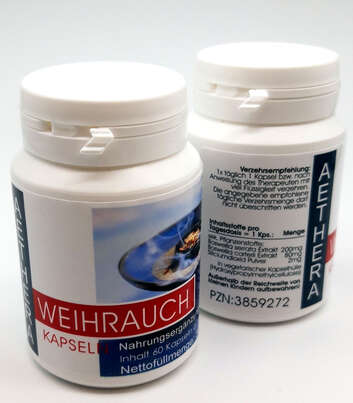 Sie sehen eine Packung Weihrauch Kapseln Aethera, Produktbild: 02 Weihrauch Kapseln Aethera, A-Nr.: 3859272 - 02