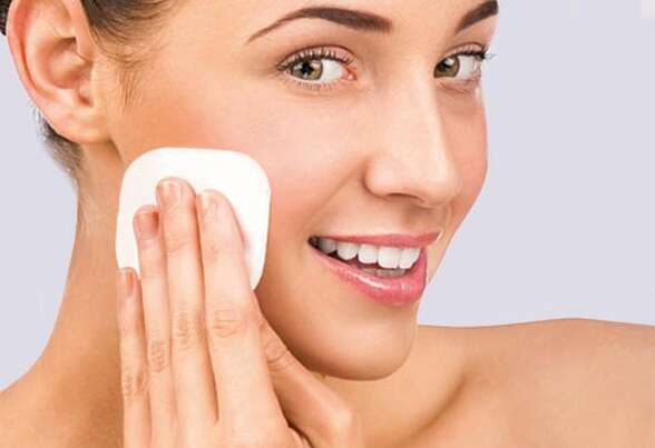 Sie sehen eine Packung Masmi Organic Care - Bio Reinigungspads, Produktbild: 03 Masmi Organic Care - Bio Reinigungspads, A-Nr.: 4368926 - 03