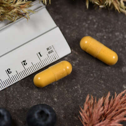 Sie sehen eine Packung Supplementa Super B Caps Kapseln, Produktbild: 05 Supplementa Super B Caps Kapseln, A-Nr.: 5596569 - 05