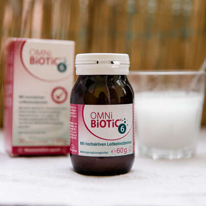 Sie sehen eine Packung OMNi-BiOTiC® 6, 60g, Produktbild: 02 OMNi-BiOTiC® 6, 60g, A-Nr.: 2292679 - 02
