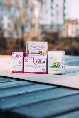 Sie sehen eine Packung META-CARE® Vital, 60 Kapseln, Produktbild: 02 META-CARE® Vital, 60 Kapseln, A-Nr.: 4540414 - 02