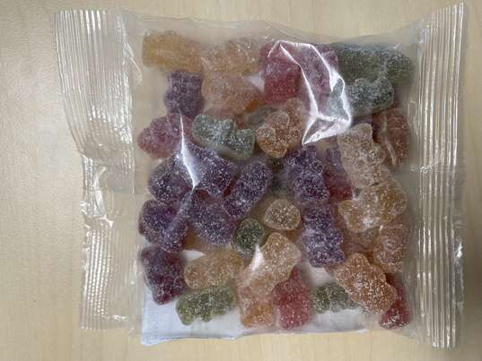 Sie sehen eine Packung BANO VEGANE FRUCHTSAFTBÄRCHEN 150g 45 Stk., Produktbild: 02 BANO VEGANE FRUCHTSAFTBÄRCHEN 150g 45 Stk., A-Nr.: 4170667 - 02