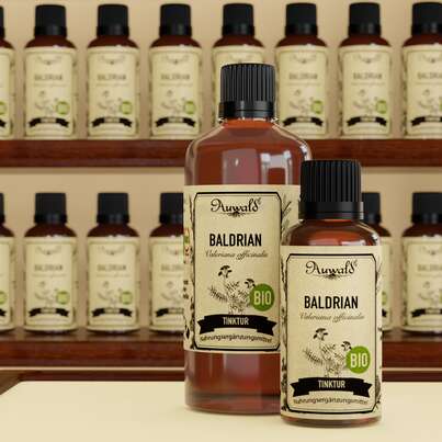 Sie sehen eine Packung Auwald® - Baldrian BIO Tropfen (Auszug, Extrakt, Essenz), Produktbild: 02 Auwald® - Baldrian BIO Tropfen (Auszug, Extrakt, Essenz), A-Nr.: 5679999 - 02
