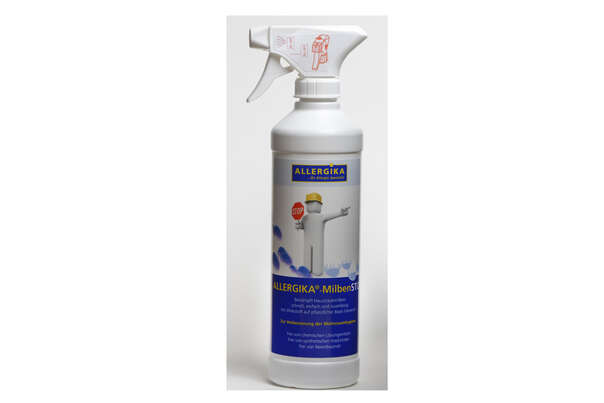 Sie sehen eine Packung ALLERGIKA®- MilbenSTOP 500mL, Produktbild: 02 ALLERGIKA®- MilbenSTOP 500mL, A-Nr.: 3258354 - 02