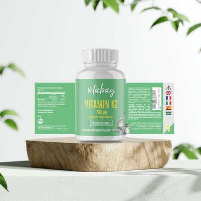 Sie sehen eine Packung Vitabay Vitamin K2 200 μg Tabletten, Produktbild: 05 Vitabay Vitamin K2 200 μg Tabletten, A-Nr.: 5877765 - 05