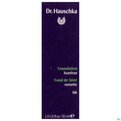 Sie sehen eine Packung Dr. Hauschka Foundation 04 Hazelnut 30ml, Produktbild: 01 Dr. Hauschka Foundation 04 Hazelnut 30ml, A-Nr.: 4592629 - 01