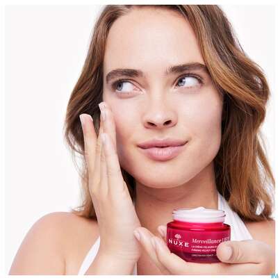 Sie sehen eine Packung Nuxe Merveillance/lift Firming/velvet Cream Normale-trockene Haut 50ml, Produktbild: 07 Nuxe Merveillance/lift Firming/velvet Cream Normale-trockene Haut 50ml, A-Nr.: 5615930 - 07